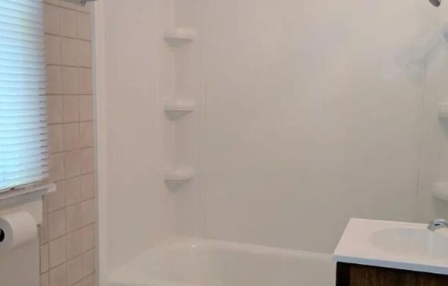 MET - 2727 N 65th St