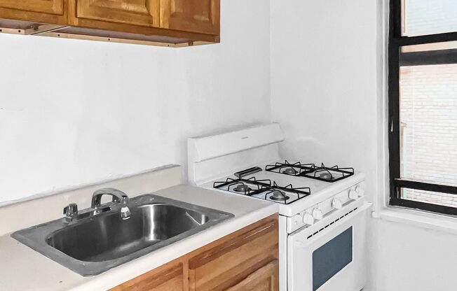 Studio, 1 bath, $1,340, Unit 3C