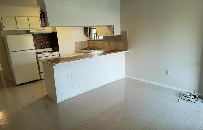 1332 STILT SAINT BATON ROUGE LN