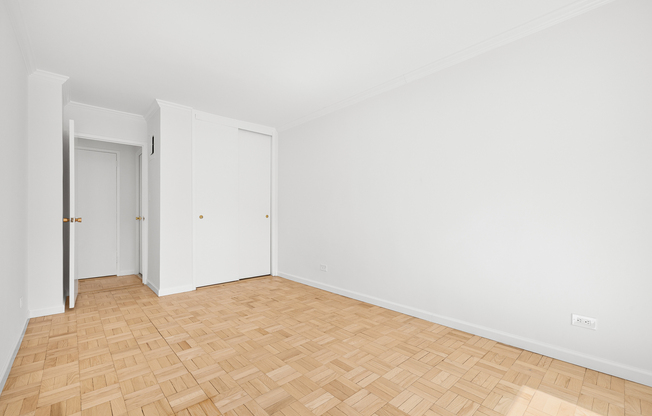 1 bed, 1 bath, $4,150, Unit 5A