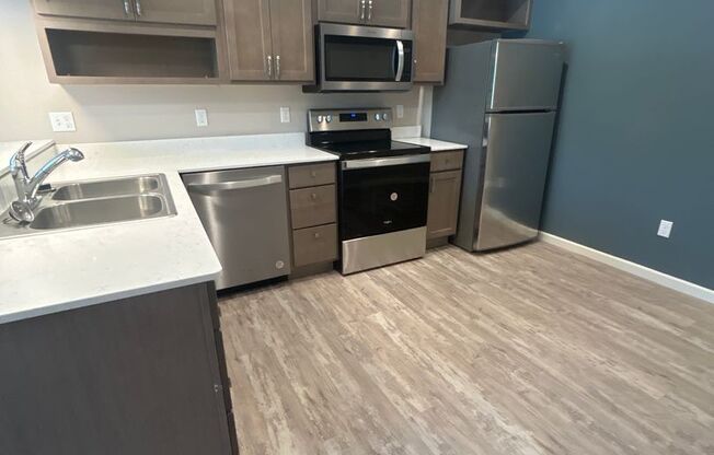 Studio, 1 bath, 500 sqft, $995, Unit 20