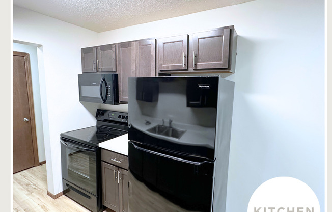 2 beds, 2 baths, 971 sqft, $1,045, Unit 5-301