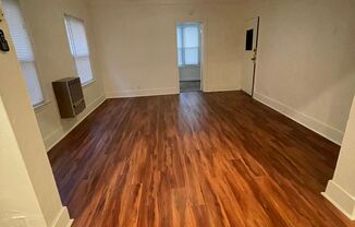 3 beds, 1.5 baths, 1,000 sqft, $2,495, Unit #1