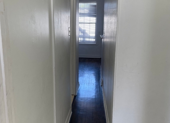 746 BROADWAY