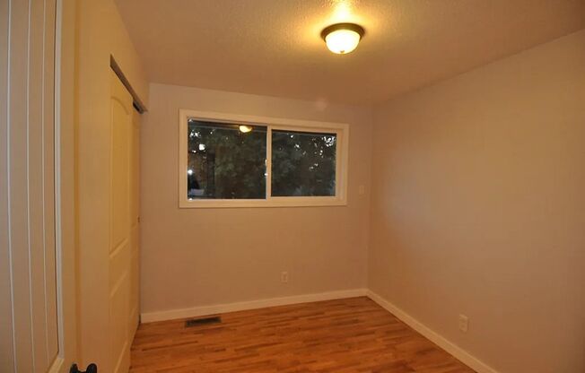 Completely renovated 4 bedroom in Kent!