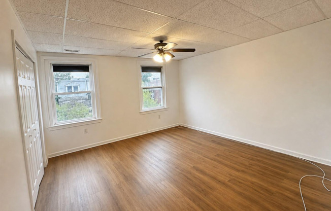3 beds, 1 bath, $1,250, Unit #3