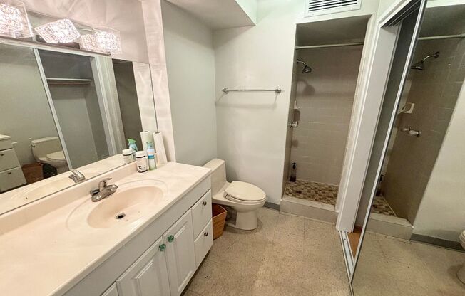 Studio, 1 bath, $1,750