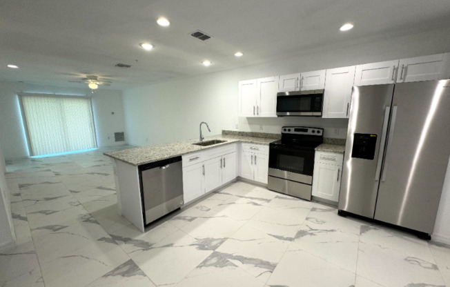746 SW 8 TERRACE