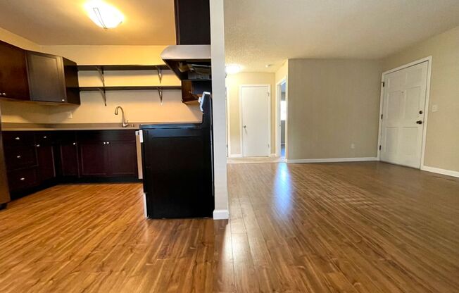 1626-1646 SE Ash St. Portland, OR 97214