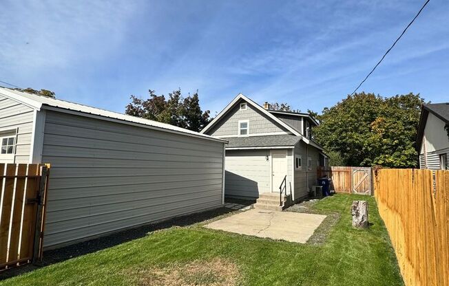 3 beds, 2 baths, $2,400