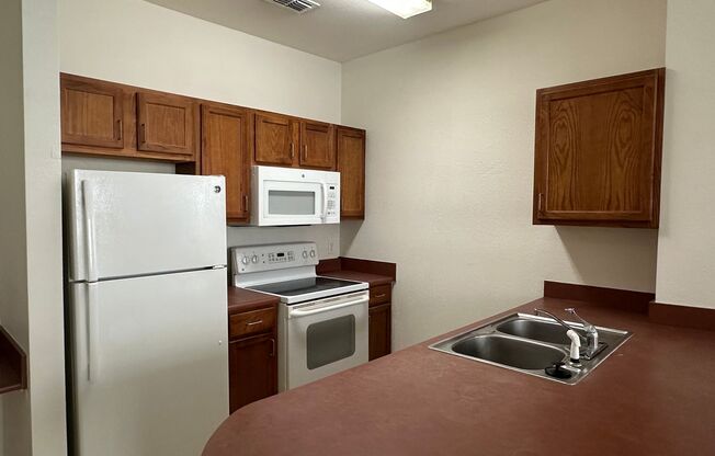 1 bed, 1 bath, $1,295, Unit # 103