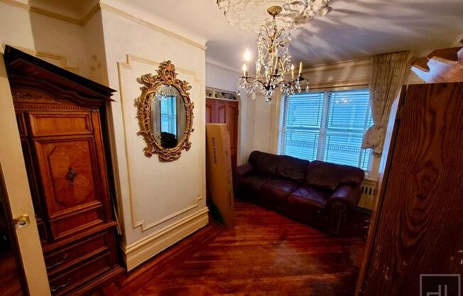 3 beds, 1 bath, 1,200 sqft, $3,600, Unit 2