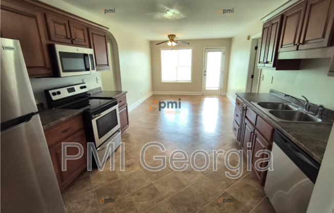 206 GAYLA CT