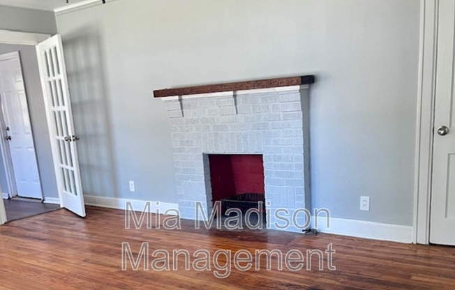 2215 ALABAMA AVE