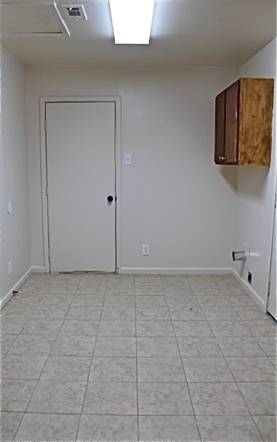 3 beds, 2 baths, $1,275