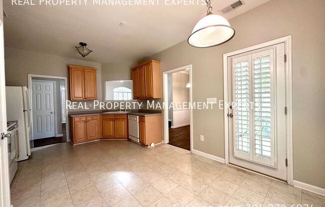 10001 GLENCREST DR