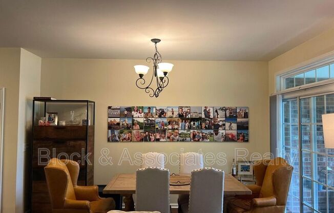 124 LONGCHAMP LN