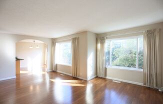 2 beds, 1 bath, $4,095, Unit A