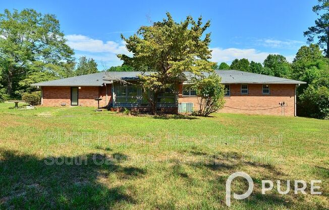 1631 FAIRLANE DR