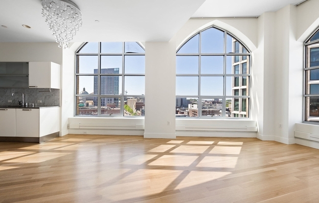 360 NEWBURY