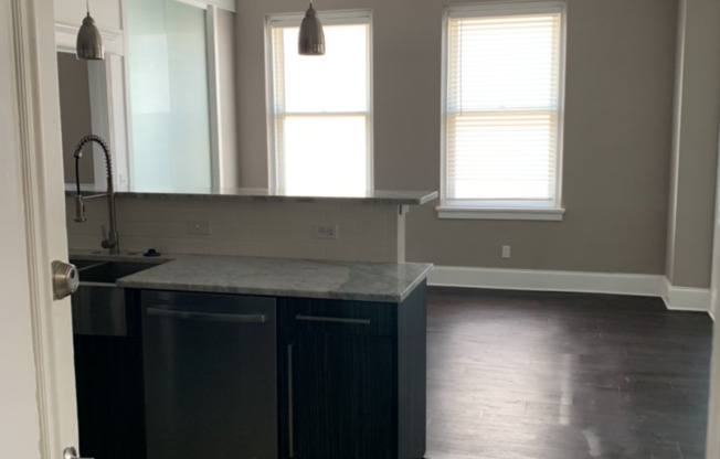 2 beds, 2 baths, $1,390