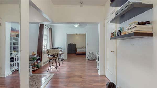1 bed, 1 bath, 600 sqft, $1,900, Unit 910
