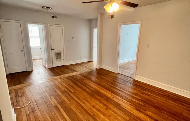 3 beds, 2 baths, $2,130, Unit Apt. 201