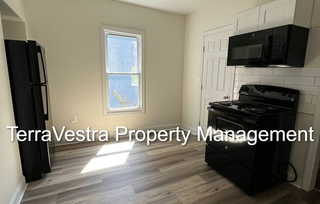 326-328 S 4th St.