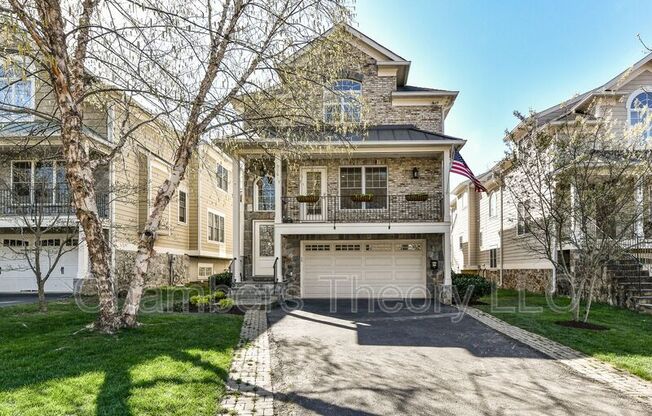 306 ALT PINE ST