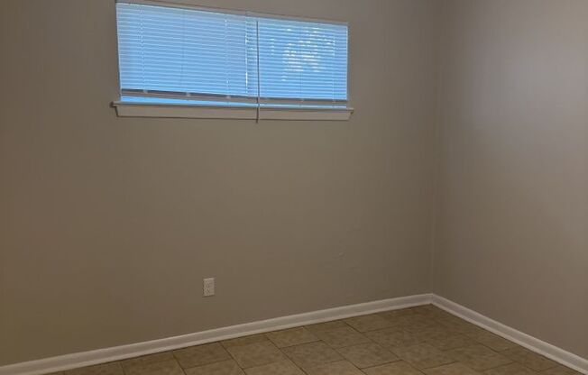 2300 4 AVE