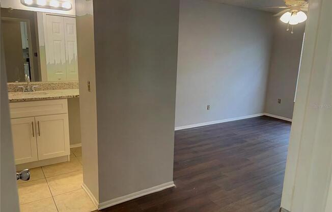 1421 SOPHIE BLVD