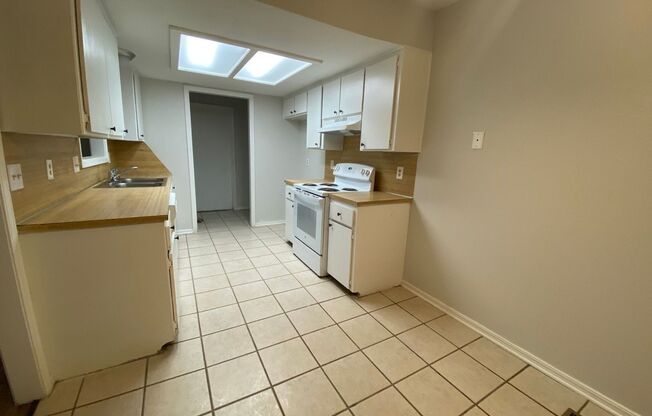 2 beds, 2 baths, $1,145