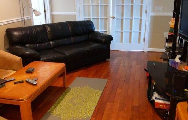 3 Bedroom, 3 Bath condo! Walking distance to Duke campus!