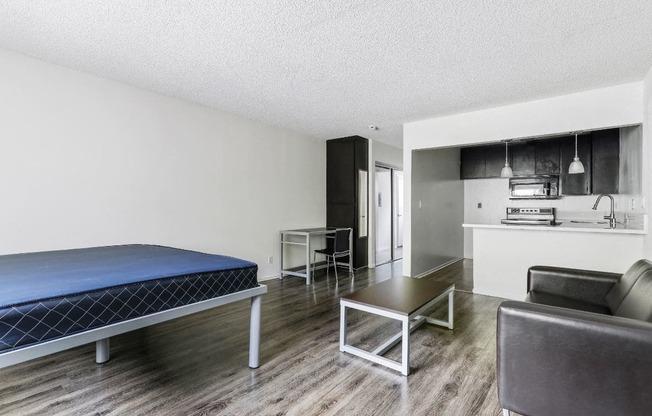 1125,1133 & 1137 W. 36th Place, Los Angeles, CA 90007