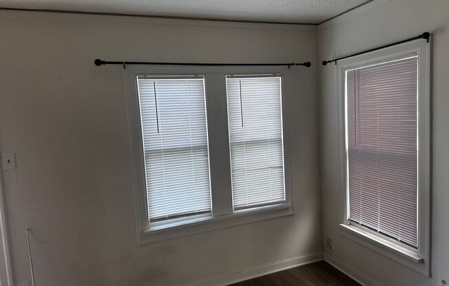 119 &amp; 121 Flower