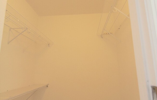 2 beds, 2 baths, 1,299 sqft, $3,200, Unit Unit 1001