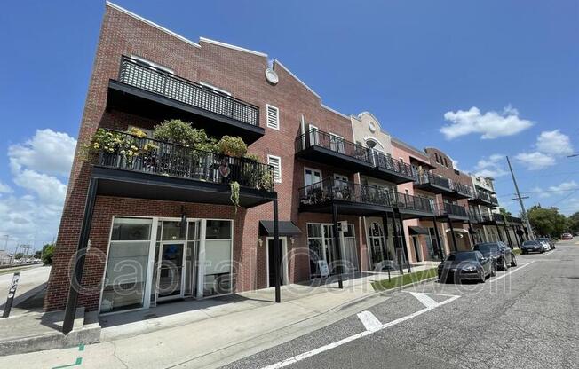 2002 E 5th Ave unit 303