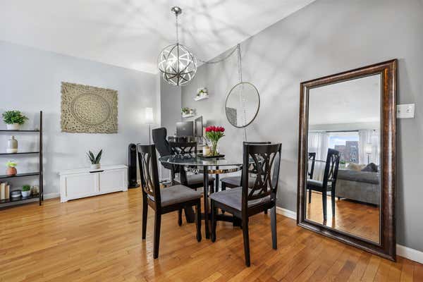 3777 INDEPENDENCE AVE W