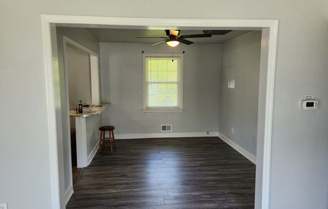 S BATTLEFIELD BLVD FOR RENT!!