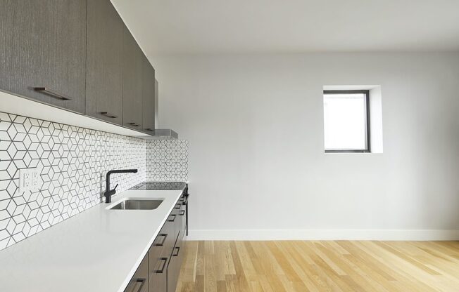 Studio, 1 bath, $4,450, Unit 8a