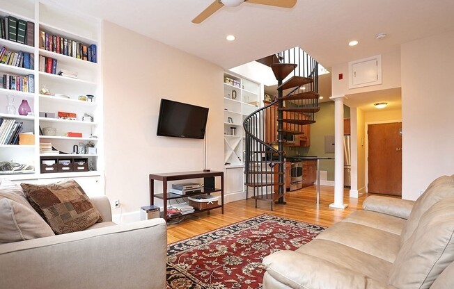 281 Beacon St