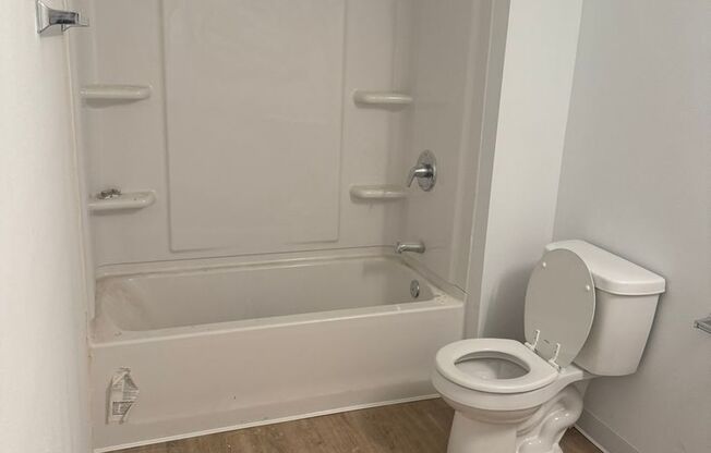 1 bed, 1 bath, 740 sqft, $1,115, Unit 218