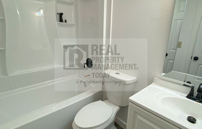 1 bed, 1 bath, 810 sqft, $1,750