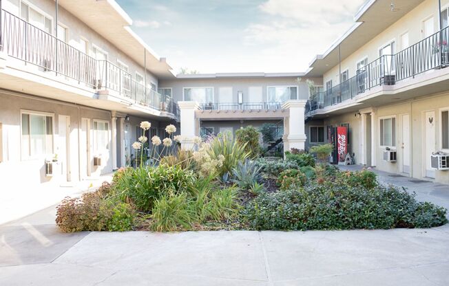 1 bed, 1 bath, 537 sqft, $1,475, Unit 832 #36