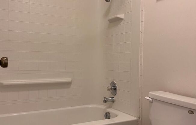 1 bed, 1 bath, 540 sqft, $1,250, Unit 23