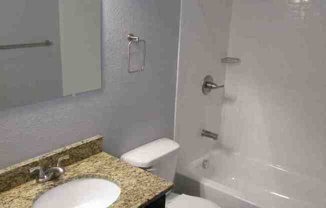 1 bed, 1 bath, 702 sqft, $1,245, Unit 204