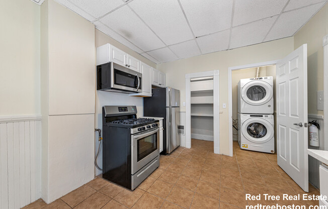 42 BRACKETT ST
