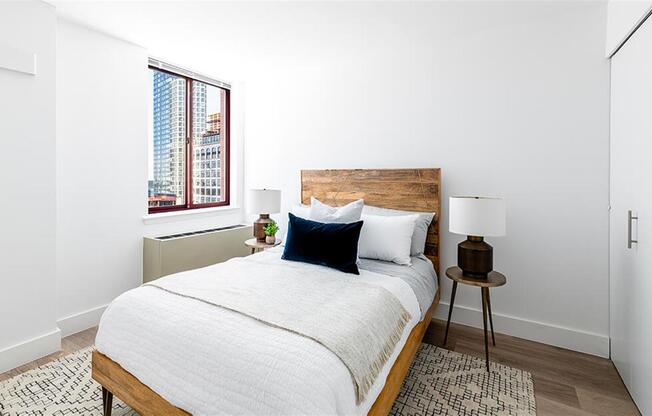 1 bed, 1 bath, $4,205, Unit 17D