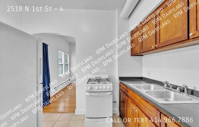 2518 N 1 ST