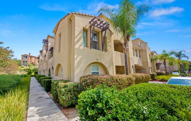 Mission Valley 3 Bedroom Townhome at Escala! Available Now!